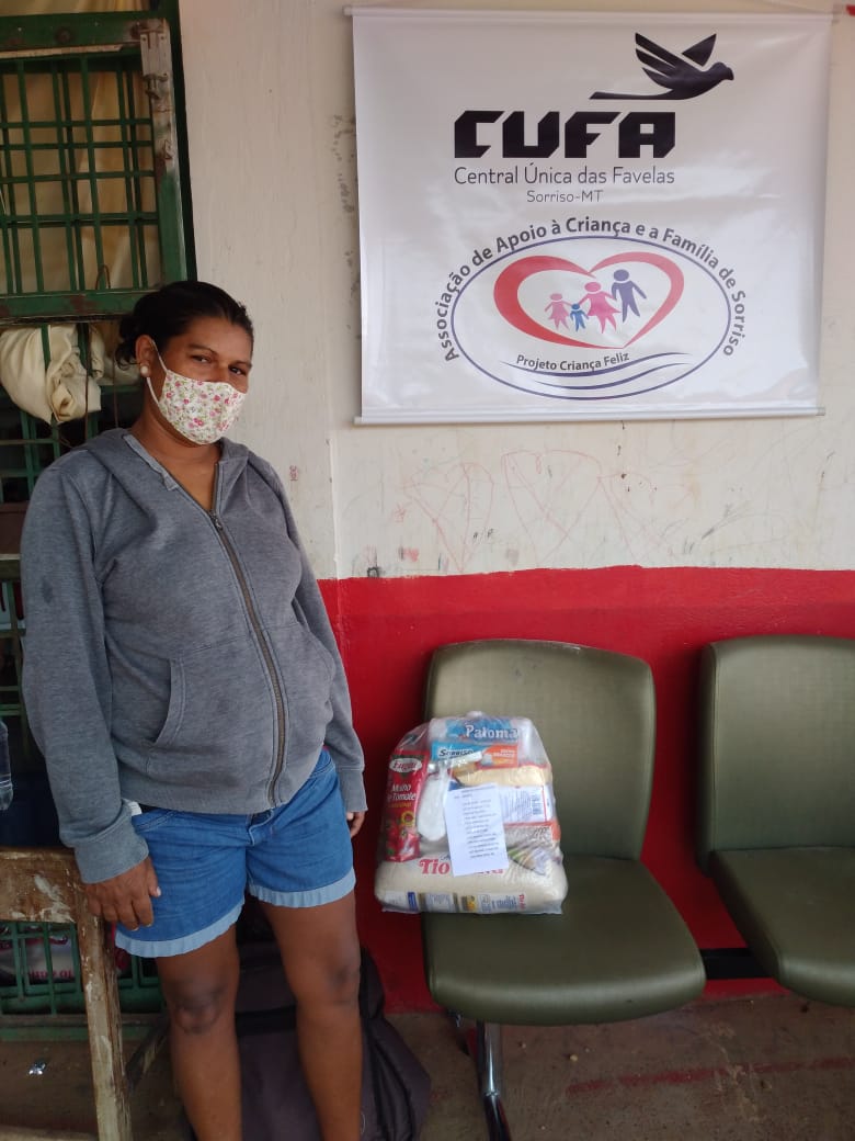 CUFA Sorriso-MT recebe doações do Supermercado Delmoro e da Panificadora Pimpão 
