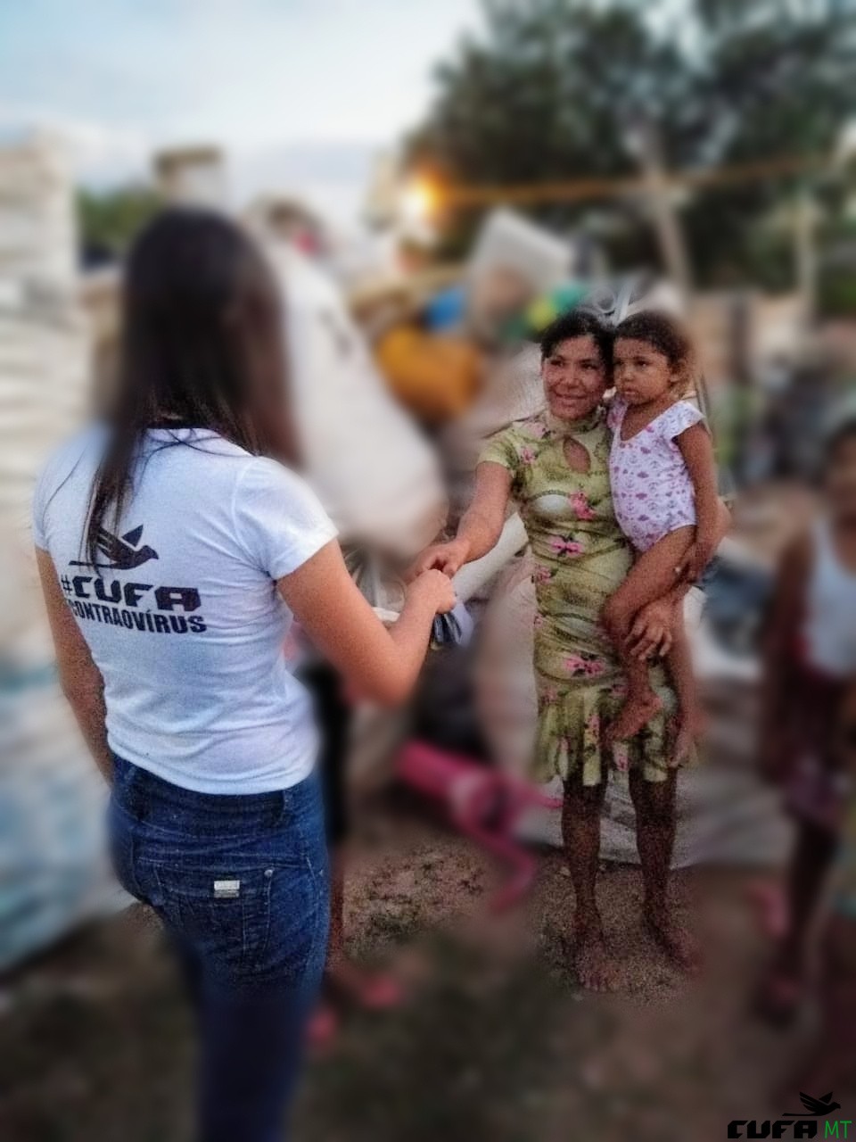 GRUPO DE AMIGOS CONFECCIONAM E DOAM MÁSCARAS PARA A CUFA-MT